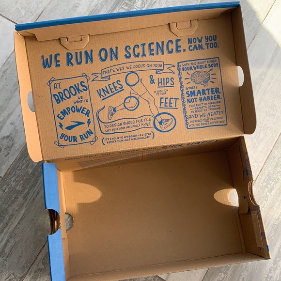 1pcs Brooks Gift Wrap Packaging Shoe Box - Picture 5 of 16